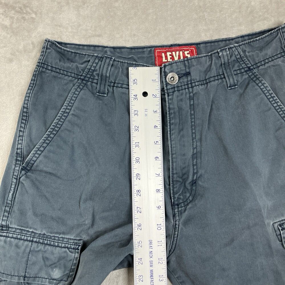 Levi's Men's 100% Cotton Casual Multi Pocket Carrier Grey Cargo Shorts - Picture 5 of 13